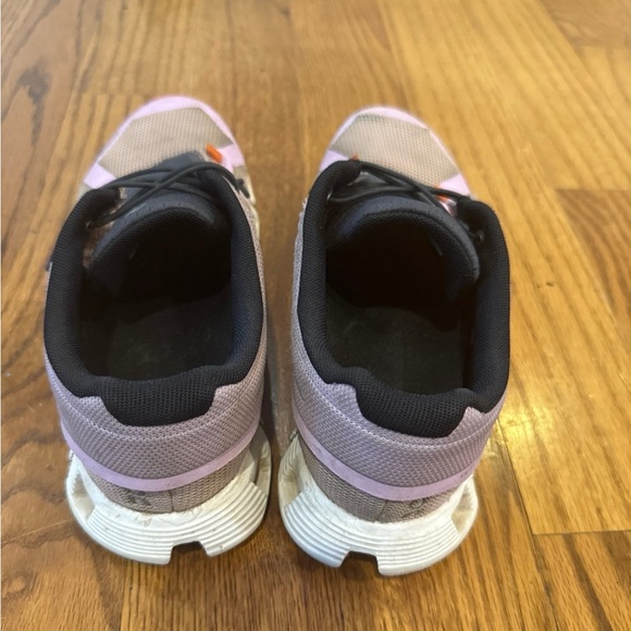 On Running Pink and Gray Sneakers - Picture 2 of 6